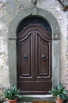 fotoCasa di paese su due piani più semi-interrato + giardino + orto…