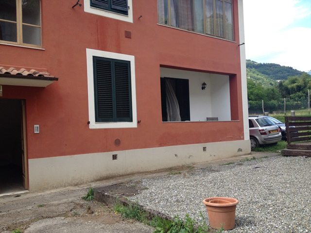 fotoPiacevole appartamento in piano terra, pochi passi dal centro di Barga.