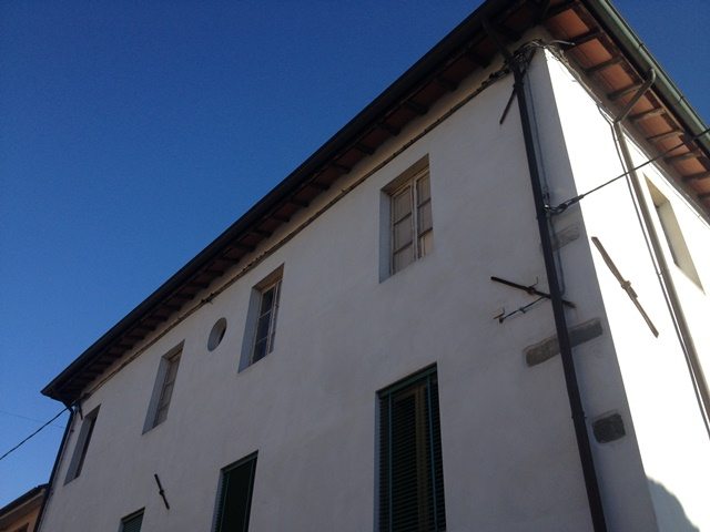 fotoSpazioso appartamento al primo piano di un palazzo storico vicino Barga, Lucca