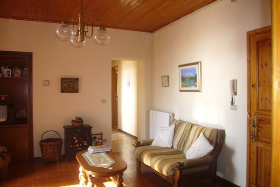 fotoAppartamento a pian terreno con balcone panoramico situato nella…