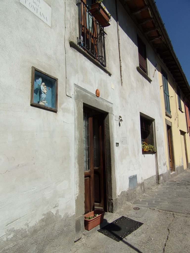 Villa Semi Indipendente BARGA vendita    HOUSES IN TUSCANY