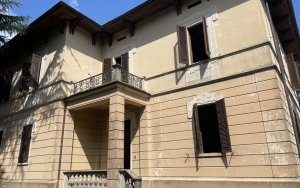 Detached Villa a Barga