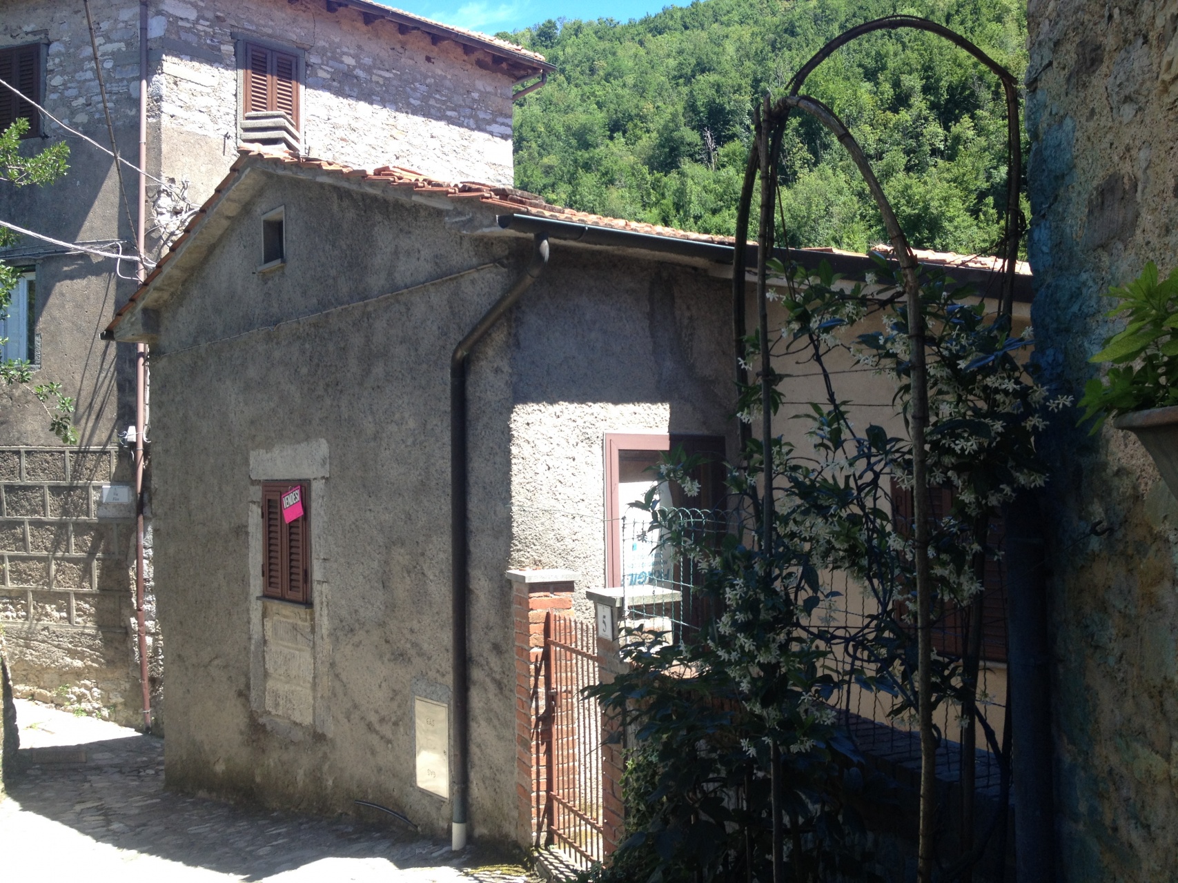 foto Piccola casa di paese con giardino ||| Vallico di Sopra, Lucca.