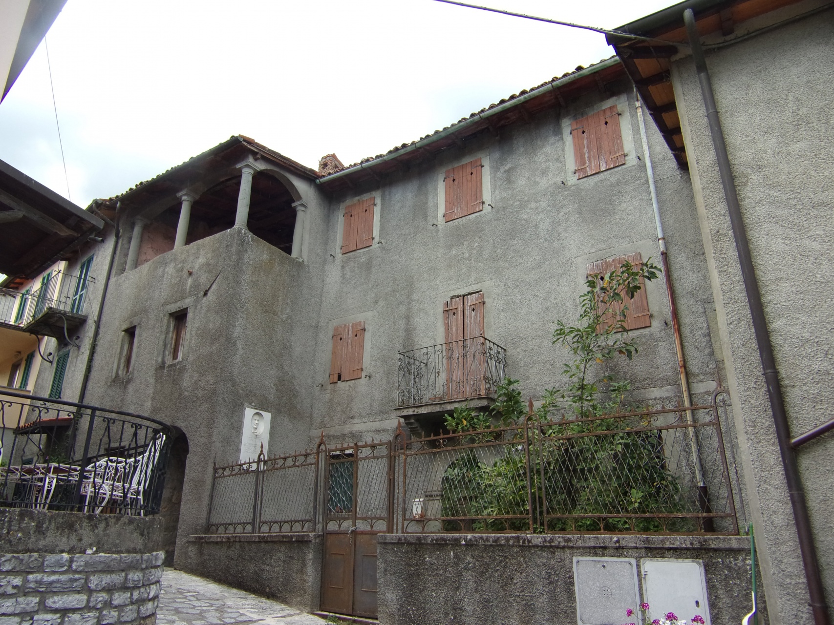 fotoEdificio storico da ristrutturare