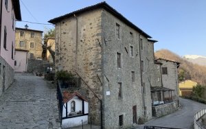 Semi Detached House a Barga