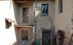 Semi Detached House a Barga