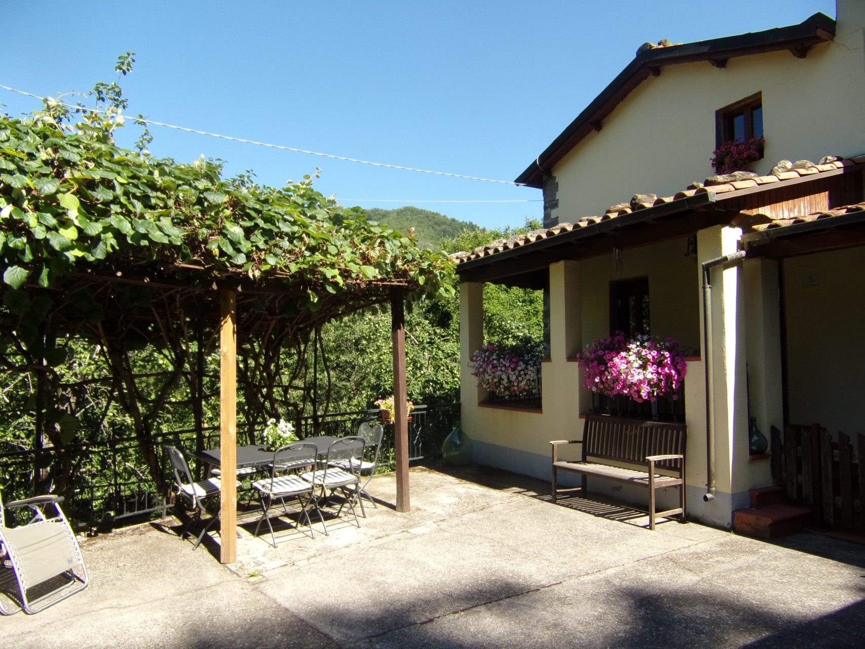 Villa Unifamiliare - Indipendente BARGA vendita    HOUSES IN TUSCANY