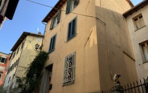 Detached House a Barga