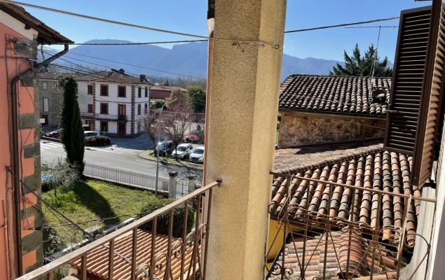 Apartament with two balconies