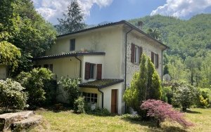 Detached Villa a Bagni di Lucca