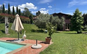Country house/Farmhouse a Barga