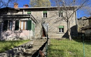 Country house/Farmhouse a Sillano